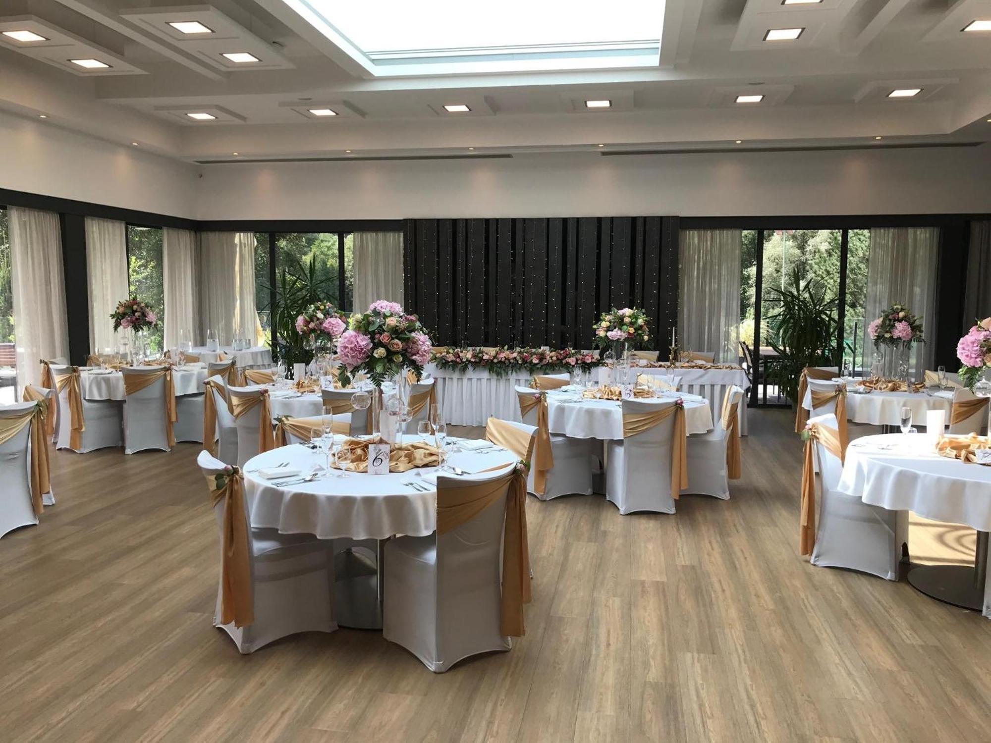 Hotel Bartos Frenštát pod Radhoštěm Extérieur photo