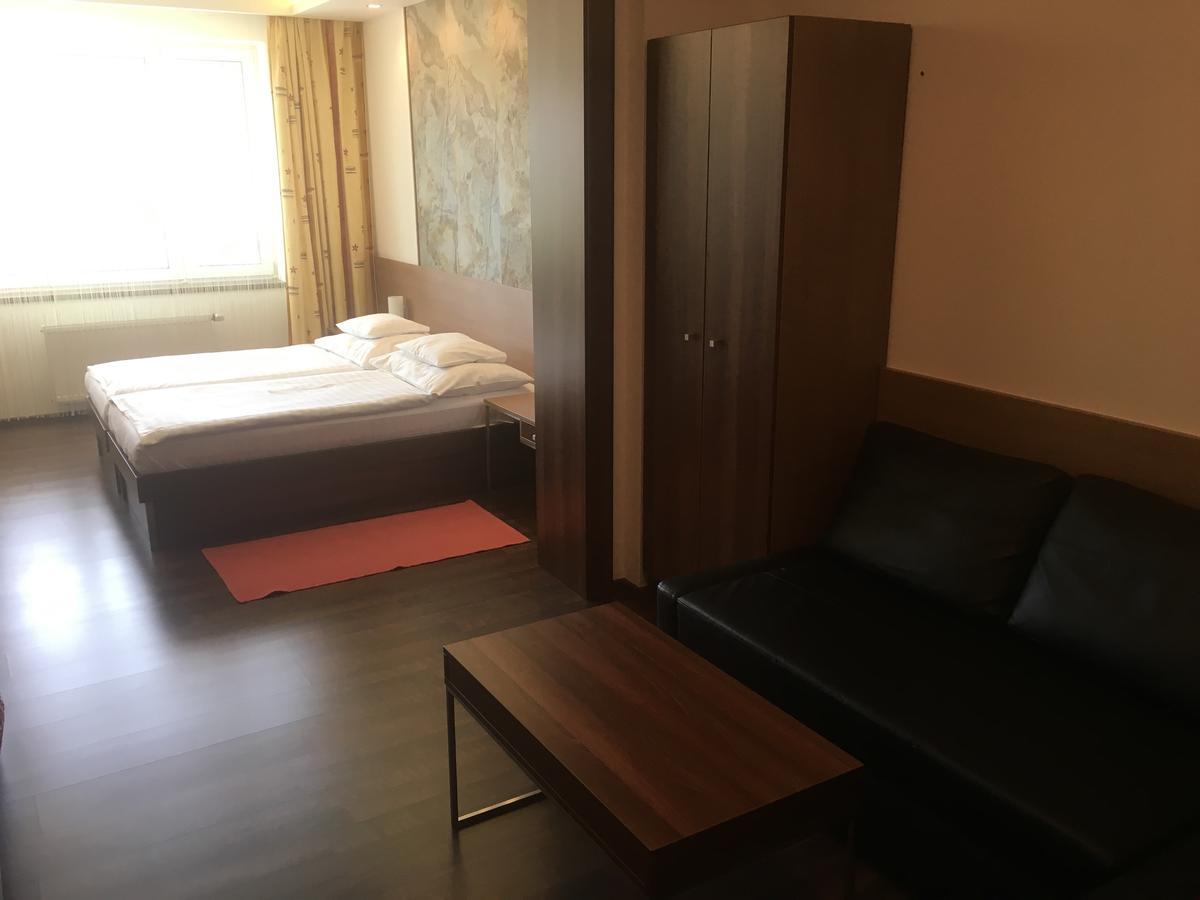 Hotel Bartos Frenštát pod Radhoštěm Extérieur photo